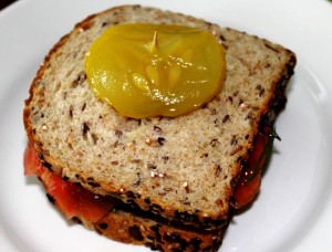 tomato sandwich